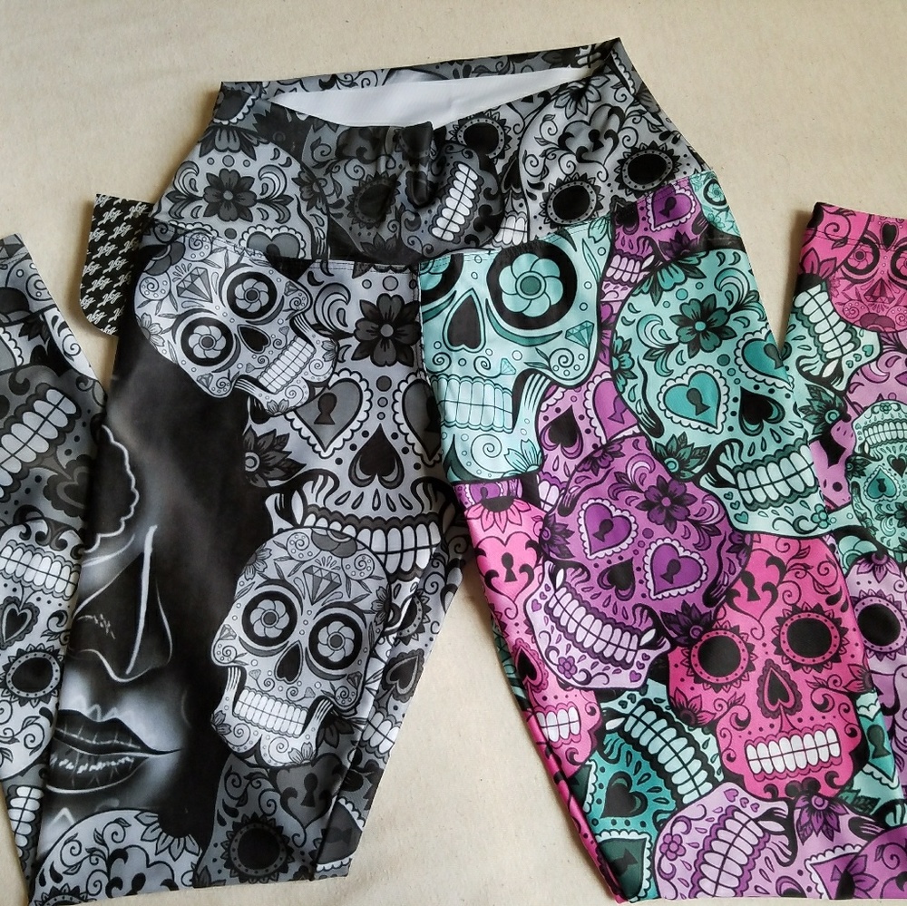SOLD! Colorful Sugar Skull and Katrina legging  M